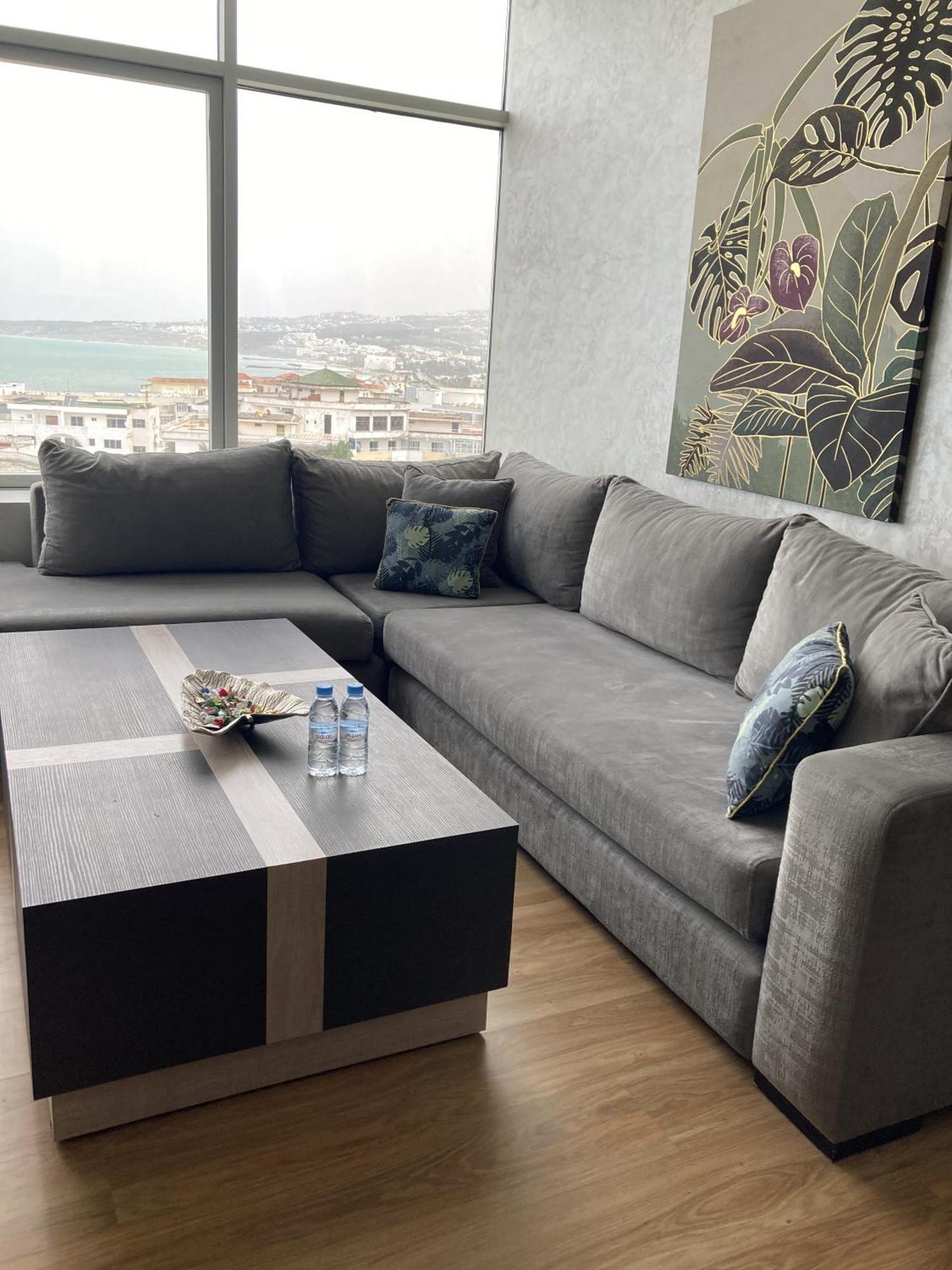 Apartment Hilton Tangier 10Th Nr13 Bagian luar foto